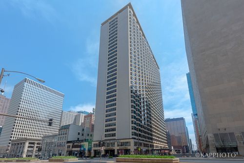 806-535 Michigan Ave, Chicago, IL, 60611-3895 | Card Image