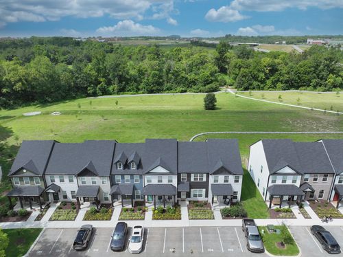538 Tappan Ln, Gallatin, TN, 37066-5123 | Card Image