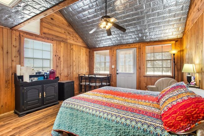 9475 N Us Highway 377, House other with 3 bedrooms, 2 bathrooms and 5 parking in Junction TX | Image 11