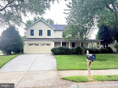 9203 Matthew Dr, MANASSAS PARK, VA, 20111-2449 | Card Image