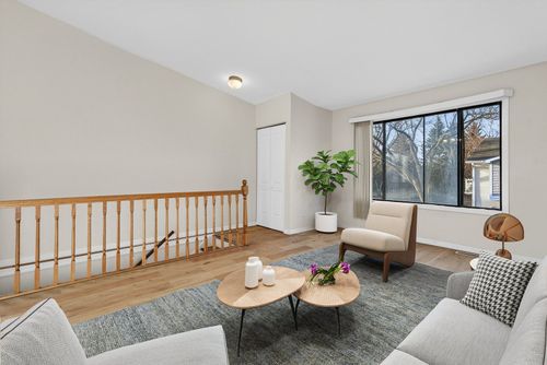 455 Kennedy Pl, Vernon Hills, IL, 60061-1003 | Card Image