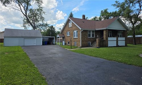 4027 N Constant View Dr, Decatur, IL, 62526-1842 | Card Image