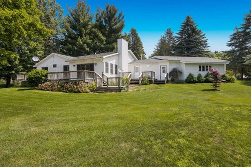 8104 County Road 633, Buckley, MI, 49620-9424 | Card Image