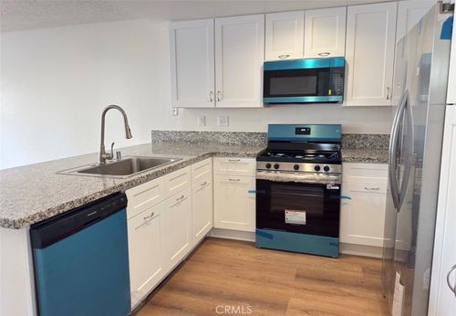 14772 Cinnamon Dr, Fontana, CA, 92337 | Card Image