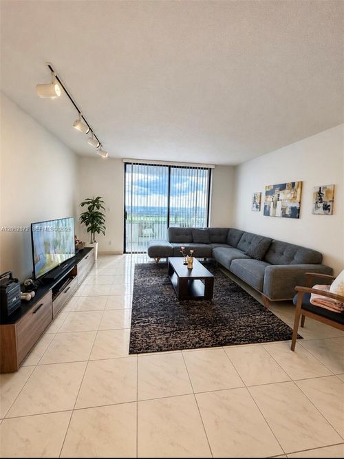 1207-600 Three Islands Blvd, Hallandale Beach, FL, 33009-2888 | Card Image