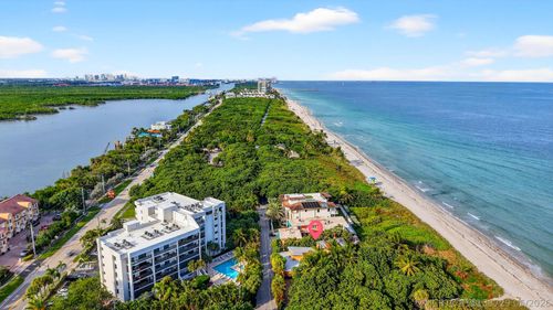 4200 N Surf Rd, Hollywood, FL, 33019-4001 | Card Image
