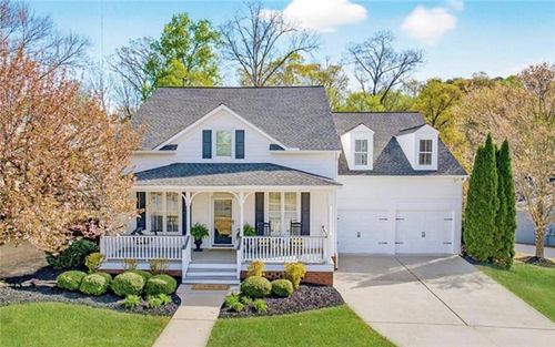 7371 Grand Reunion Dr, Hoschton, GA, 30548-4066 | Card Image