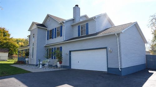 4928 Taylorsville Rd, Huber Heights, OH, 45424-2452 | Card Image