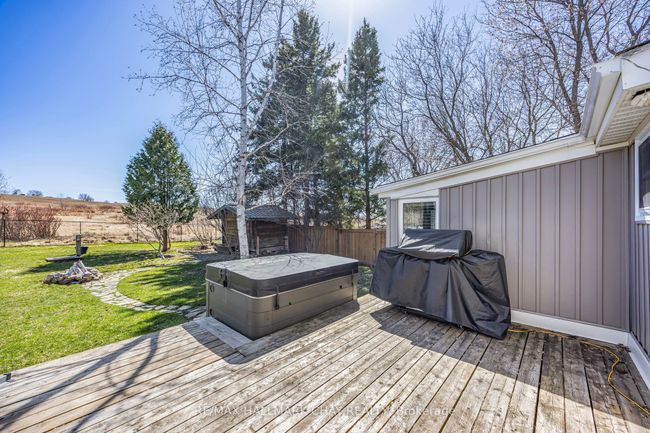 7913 Main St, House other with 3 bedrooms, 2 bathrooms and 4 parking in Adjala Tosorontio ON | Image 24
