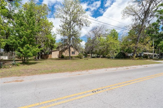 1806 Courtland St, House other with 3 bedrooms, 3 bathrooms and null parking in Port Royal SC | Image 6