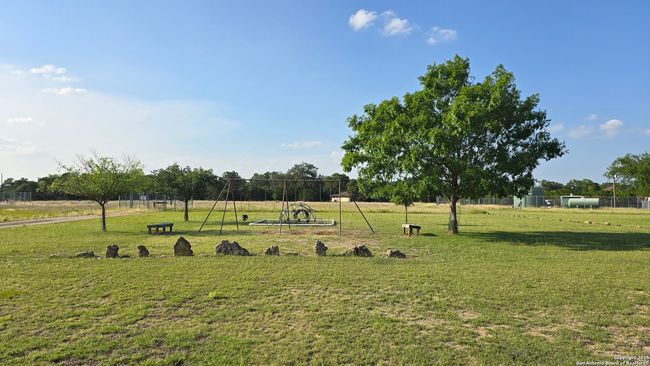 LOT 4 Settlers Cir, Home with 0 bedrooms, 0 bathrooms and null parking in Bandera TX | Image 7