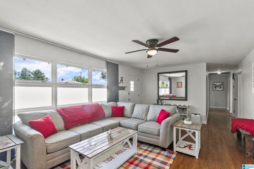 9 Rhonda Dr, Tuscaloosa, AL, 35401-5936 | Card Image