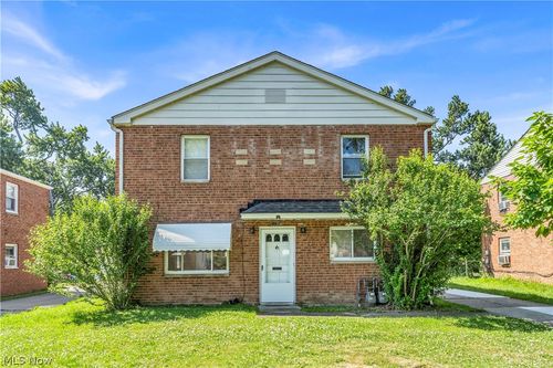 21300 Crystal Ave, Euclid, OH, 44123-2127 | Card Image