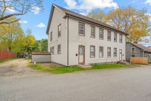 7-5-7 Beeden Pl, Westport, MA, 02790-1137 | Card Image