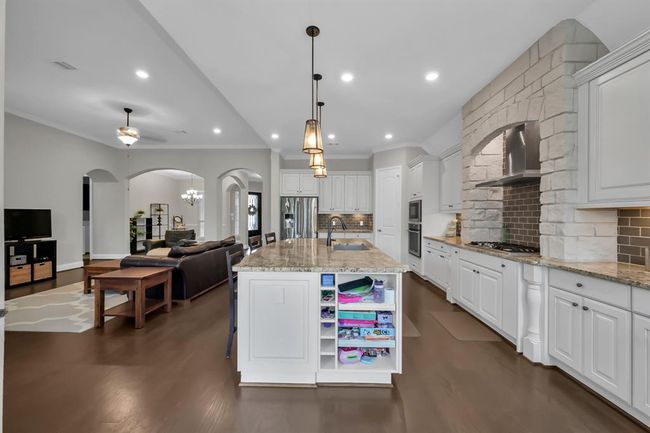 31268 New Forest Park Ln, House other with 4 bedrooms, 2 bathrooms and 3 parking in Spring TX | Image 18