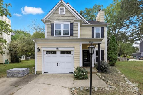 13308 Bolingbrook Ln, Charlotte, NC, 28273-9062 | Card Image