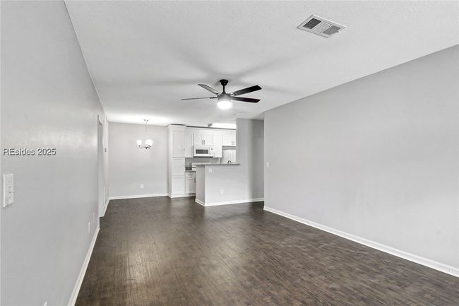 APT-506 - 897 Fording Island Rd, Condo with 2 bedrooms, 2 bathrooms and null parking in Bluffton SC | Image 11