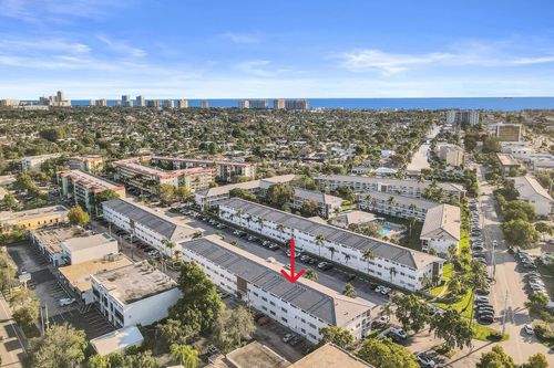 a-203-5201 Ne 24th Ter, Fort Lauderdale, FL, 33308-3907 | Card Image