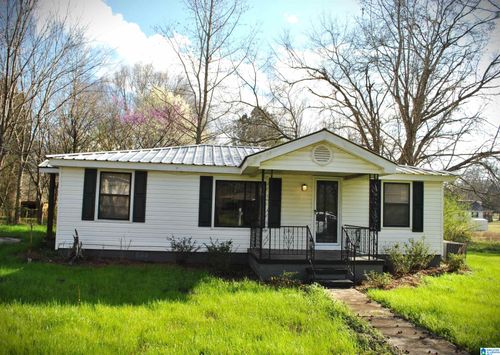 2114 Nixon Dr, Bessemer, AL, 35022-4965 | Card Image