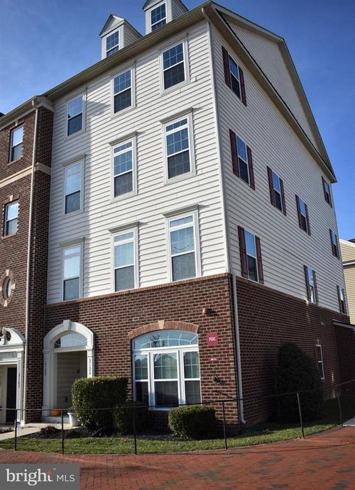 b-212 Mill Pond Rd, FREDERICK, MD, 21701-1915 | Card Image