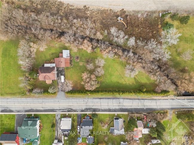 1015 Labrosse St, House other with 5 bedrooms, 2 bathrooms and 8 parking in Saint Eugene ON | Image 8