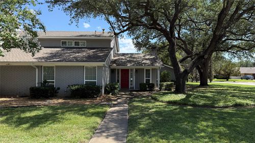7804 Village Trail Dr, Dallas, TX, 75254-8136 | Card Image