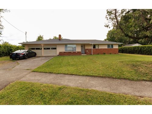 645 S Main St, Mount Angel, OR, 97362-9767 | Card Image