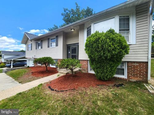 15605 Bradford Dr, LAUREL, MD, 20707-3202 | Card Image