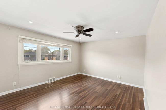 999 Portsmouth Ave, Home with 6 bedrooms, 3 bathrooms and 4 parking in Kingston ON | Image 29