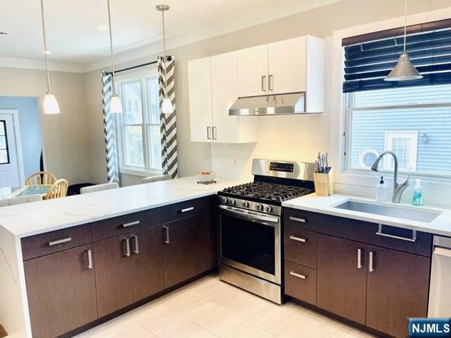 60 Bellevue Ave, House other with 3 bedrooms, 2 bathrooms and null parking in Elmwood Park NJ | Image 4