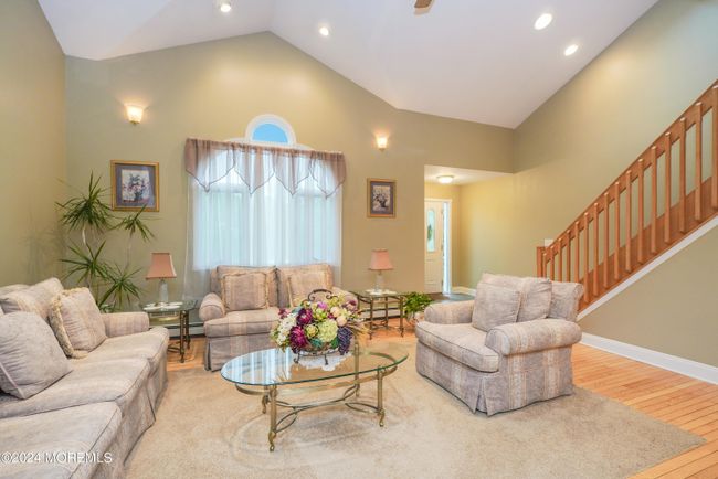 175 State Route 34, House other with 3 bedrooms, 3 bathrooms and null parking in Holmdel NJ | Image 7
