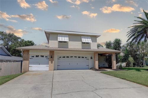 7600 Drew Oak Dr, Seminole, FL, 33772-4930 | Card Image