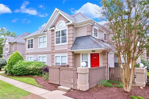 504 Queens Xing, Williamsburg, VA, 23185-6603 | Card Image