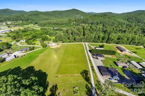 000 Big Valley Rd, Pisgah Forest, NC, 28768 | Card Image