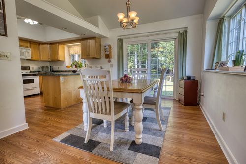2 Shorey Ln, Center Ossipee, NH, 03814-6333 | Card Image