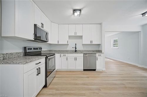 2052 Atwater Cir, Norfolk, VA, 23509 | Card Image