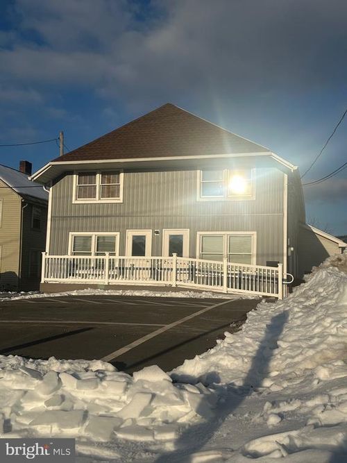 119 N 2nd Street, MCCONNELLSBURG, PA, 17233 | Card Image