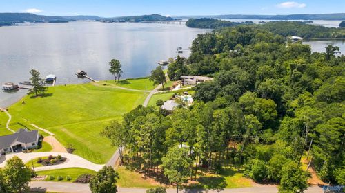 860 Buck Island Drive, Guntersville, AL, 35976 | Card Image