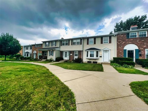 383-19585 Mariner Ct, Northville, MI, 48167-2507 | Card Image
