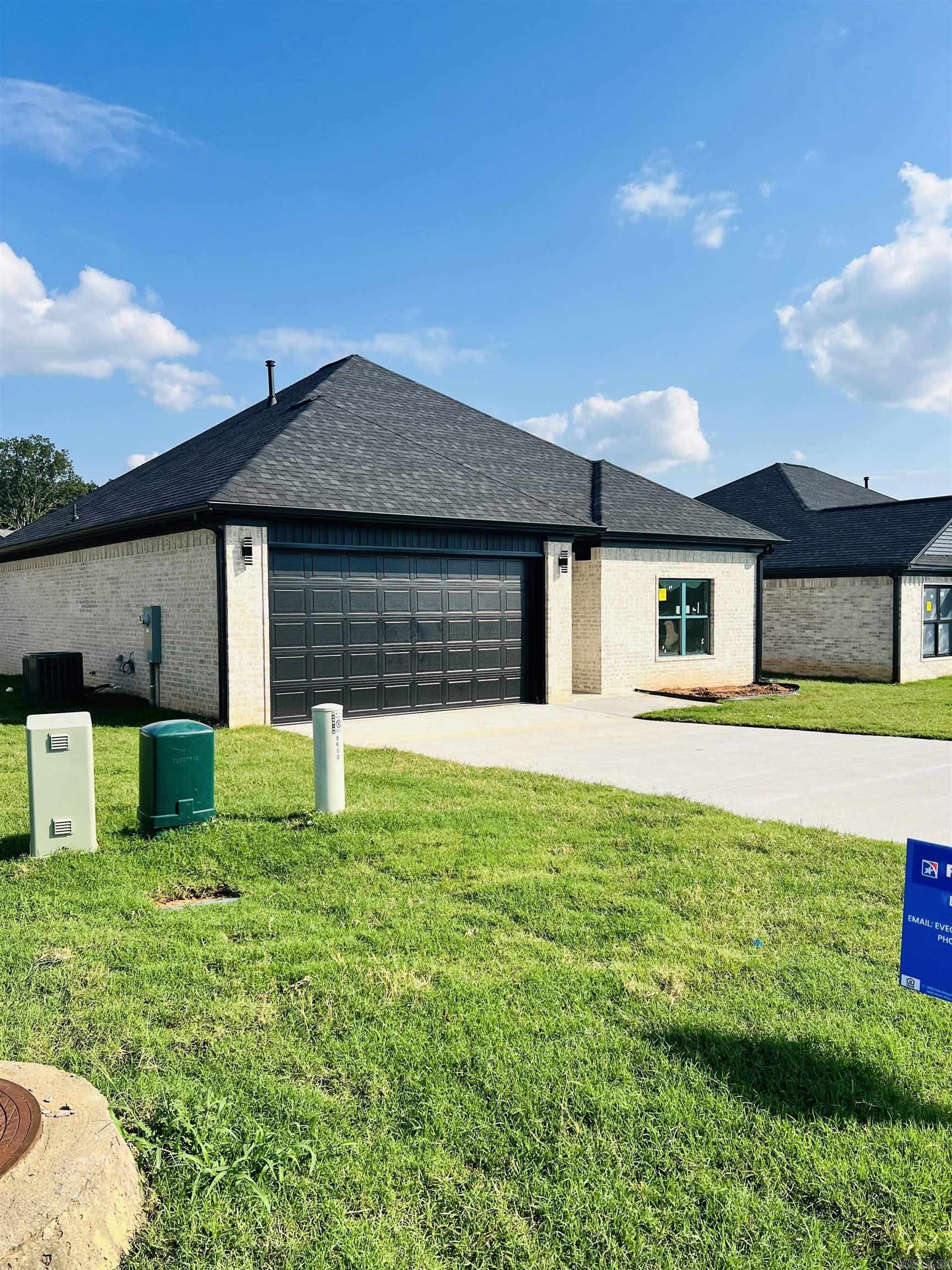 Victoria Ct, Jacksonville, AR 72076