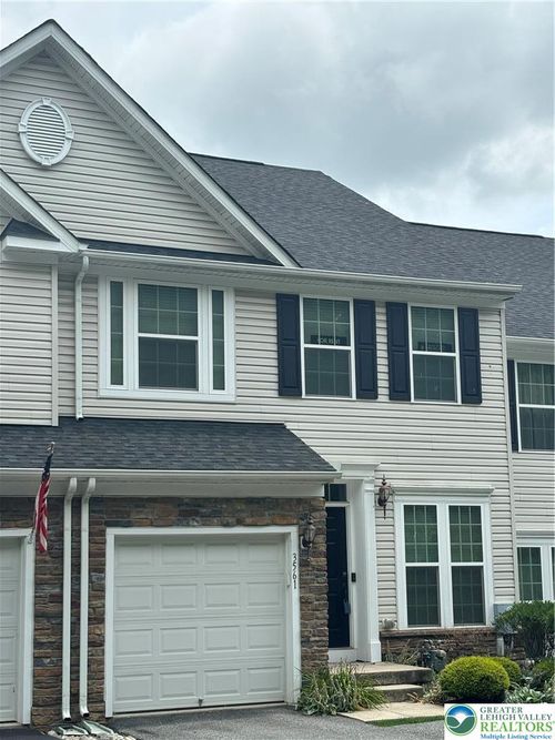 3561 Windsor Ct, NAZARETH, PA, 18064-8011 | Card Image