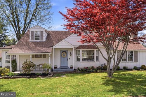 206 Gumbes Rd, COLLEGEVILLE, PA, 19426-4051 | Card Image