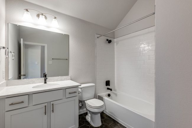 509 Oleander Loop, House other with 4 bedrooms, 3 bathrooms and 4 parking in Buda TX | Image 27