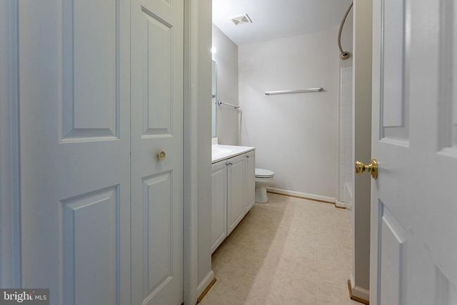 43229 Stillforest Ter, Townhouse with 4 bedrooms, 4 bathrooms and null parking in ASHBURN VA | Image 56