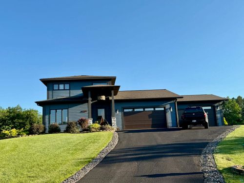 2812 Fellman Dr, Ashland, WI, 54806-3652 | Card Image