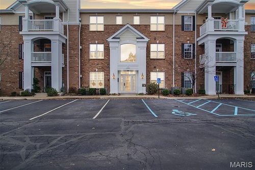apt-205-1151 Mill Crossing Dr, Creve Coeur, MO, 63141-6280 | Card Image
