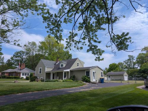 3305 W Petty Rd, Muncie, IN, 47304-3271 | Card Image