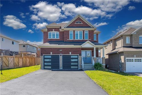 89 Coronation Pky, Barrie, ON, L4M0E2 | Card Image