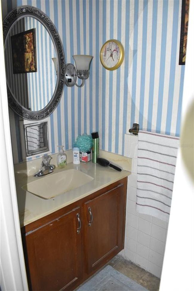 APT-5300 - 2700 Bayshore Blvd, Condo with 2 bedrooms, 2 bathrooms and null parking in DUNEDIN FL | Image 14