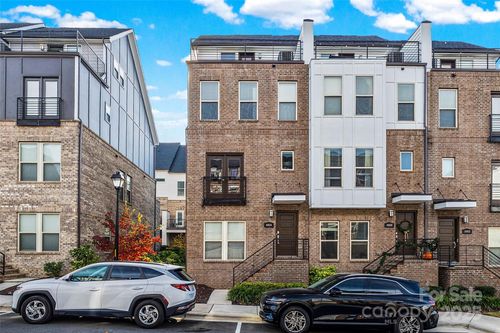 16034 Roscoe Ln, Charlotte, NC, 28204-3571 | Card Image